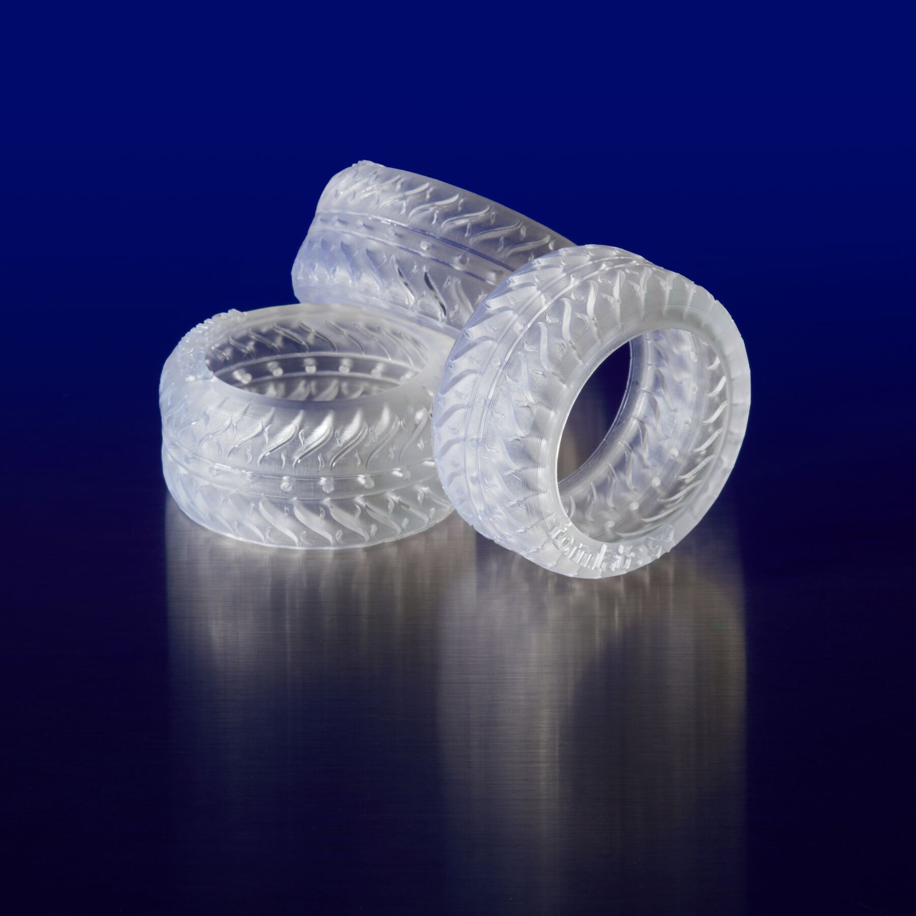 clear tyres using resin